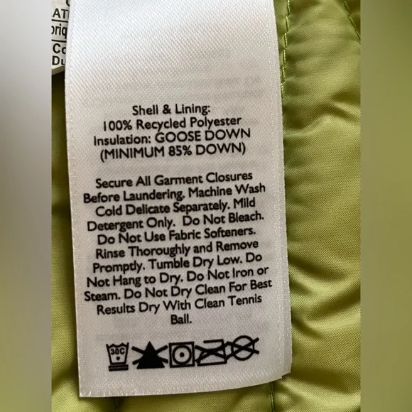 NWOT. Eddie Bauer First Ascent Down Jacket. Size S Color: Green - Picture 9 of 9